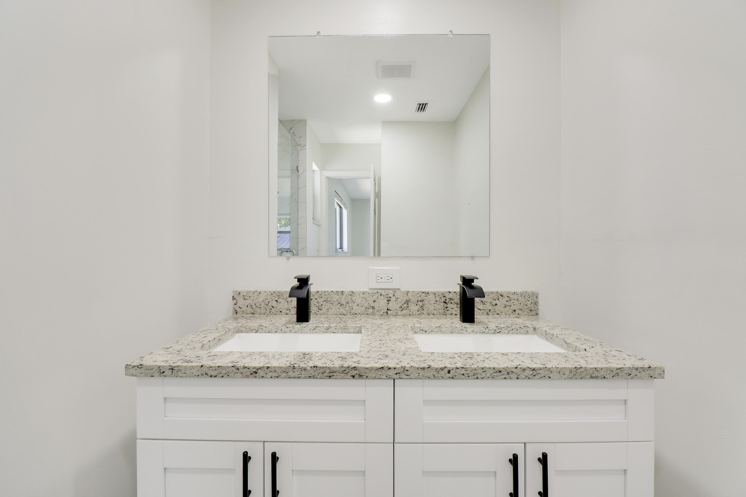 PALM BEACH SQUARE UNIT 1 - Residential