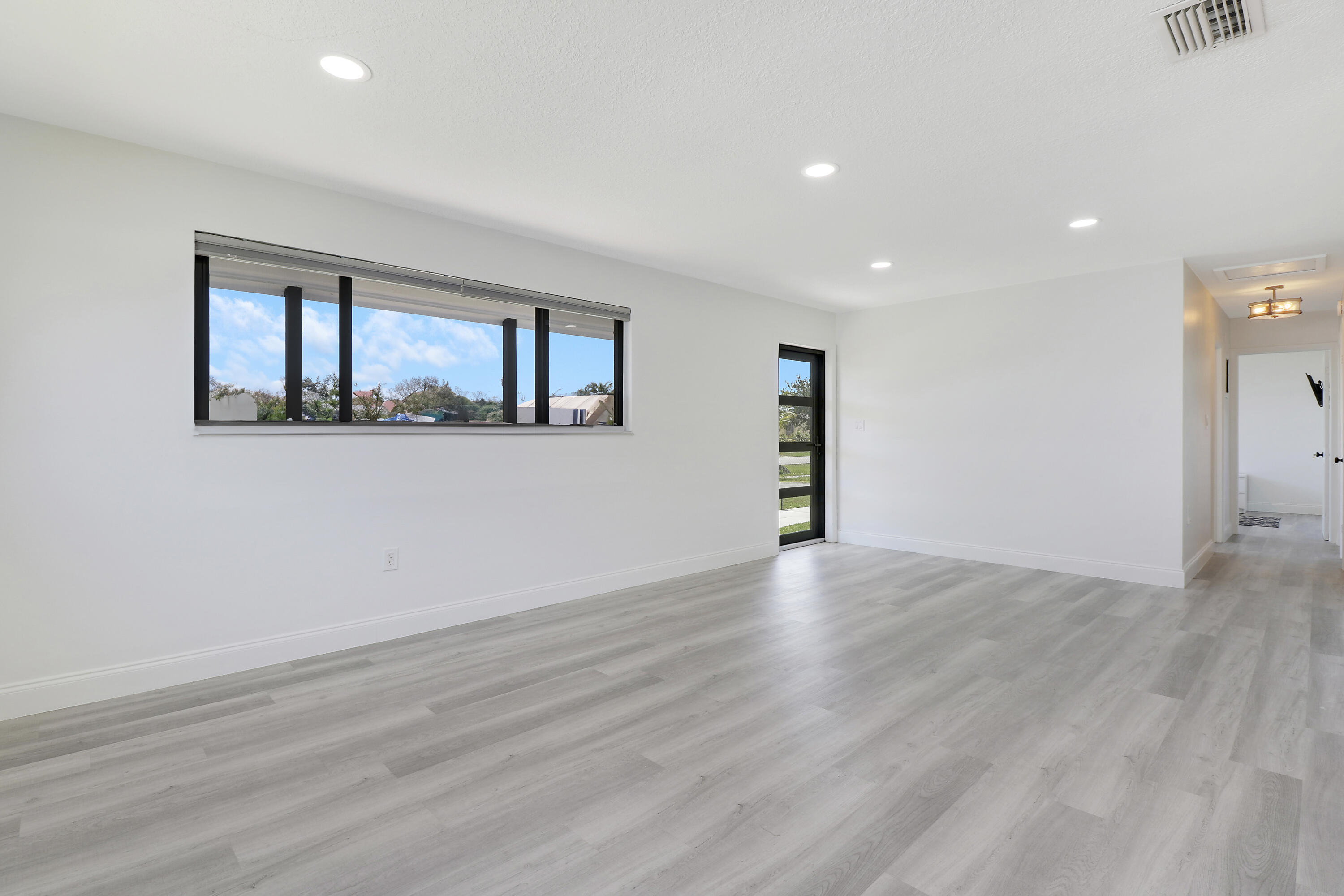 PALM BEACH SQUARE UNIT 1 - Residential