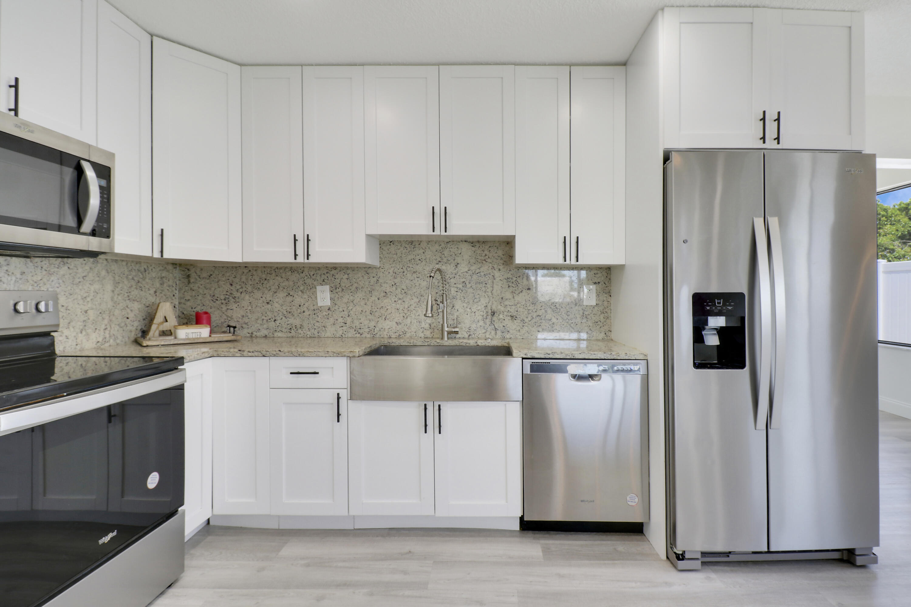 PALM BEACH SQUARE UNIT 1 - Residential