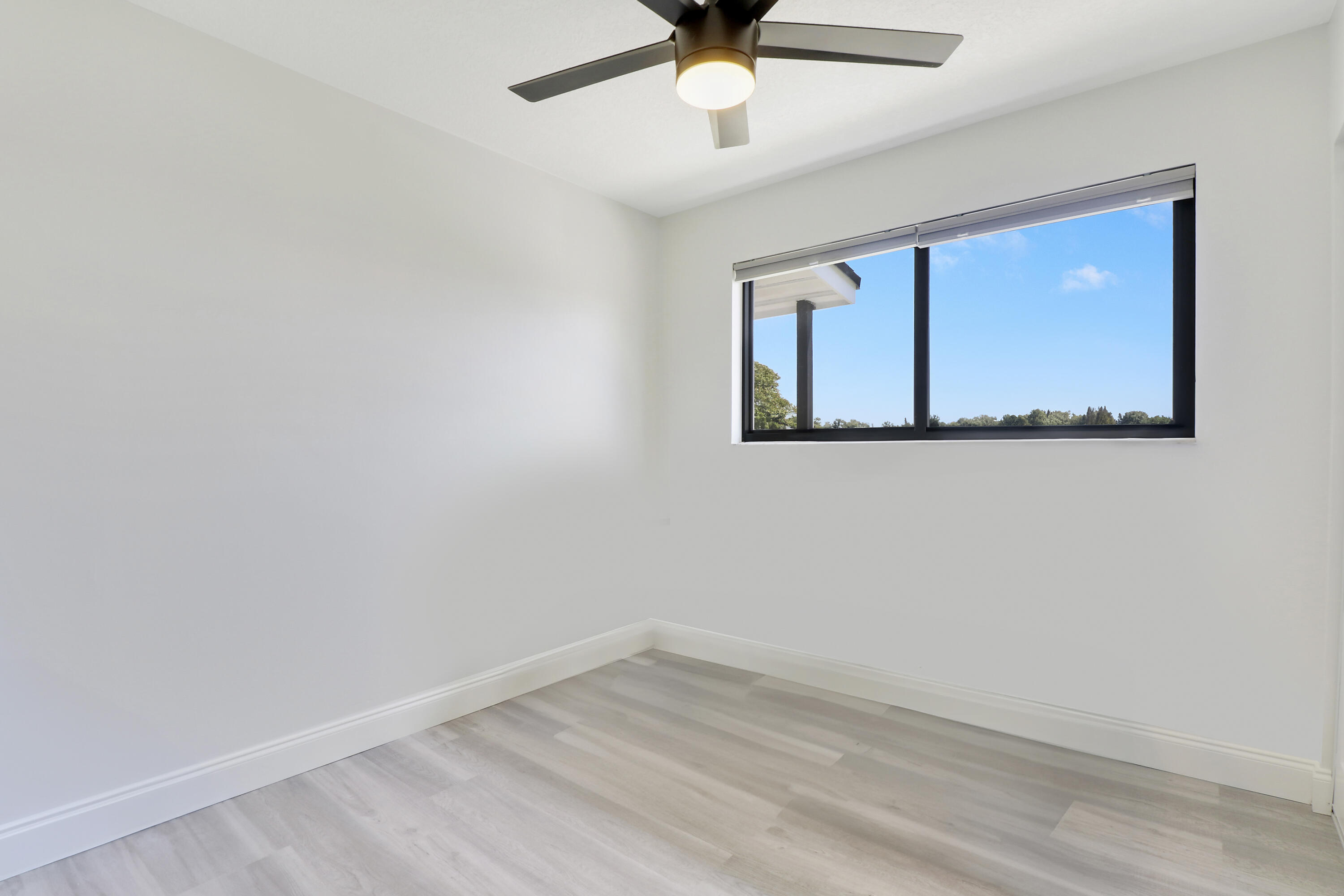 PALM BEACH SQUARE UNIT 1 - Residential