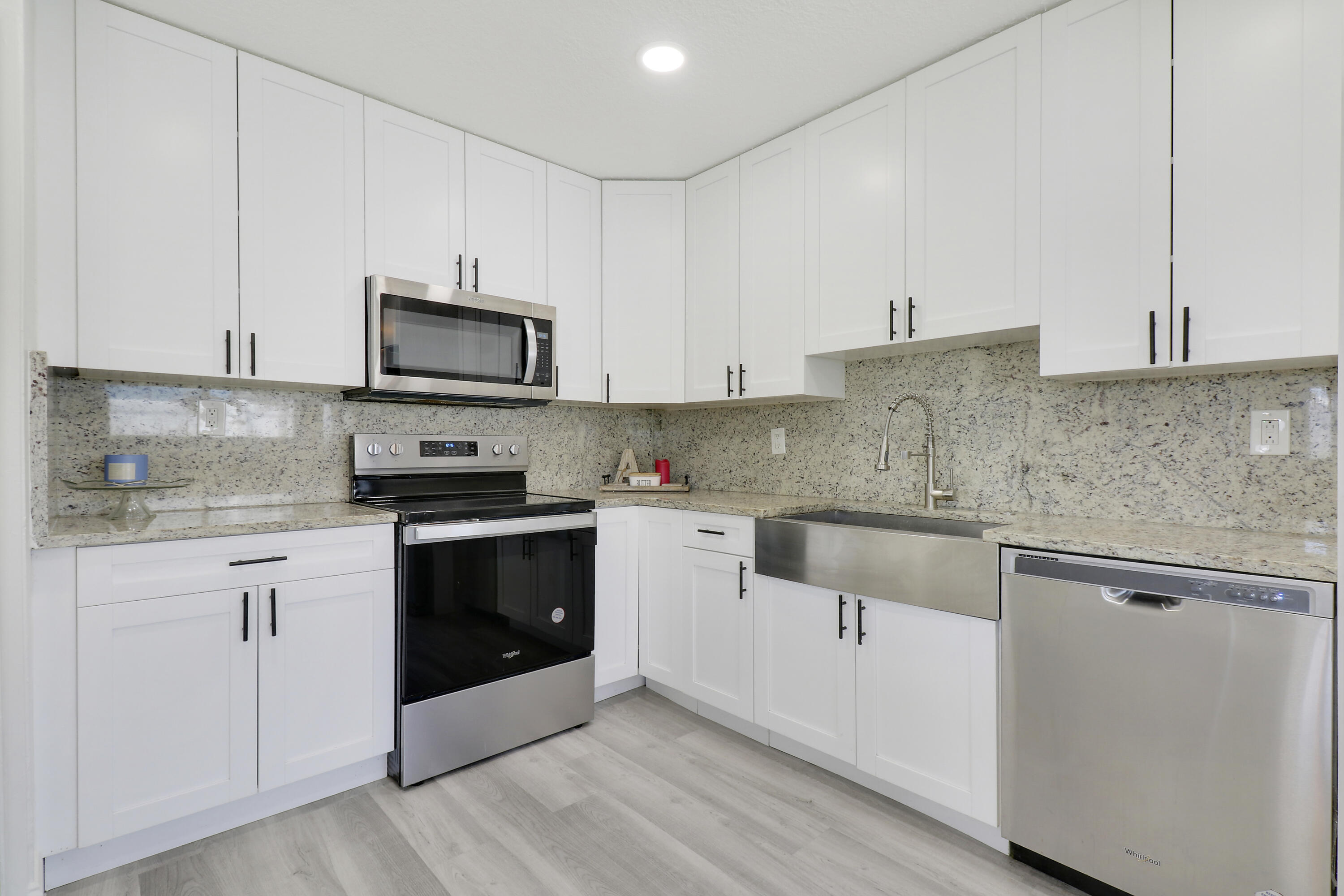 PALM BEACH SQUARE UNIT 1 - Residential