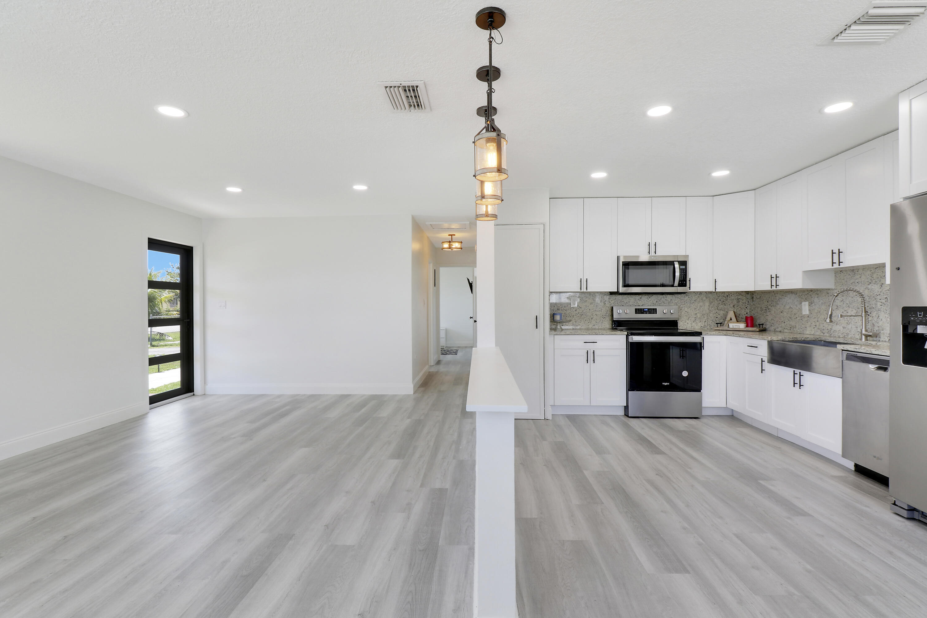 PALM BEACH SQUARE UNIT 1 - Residential