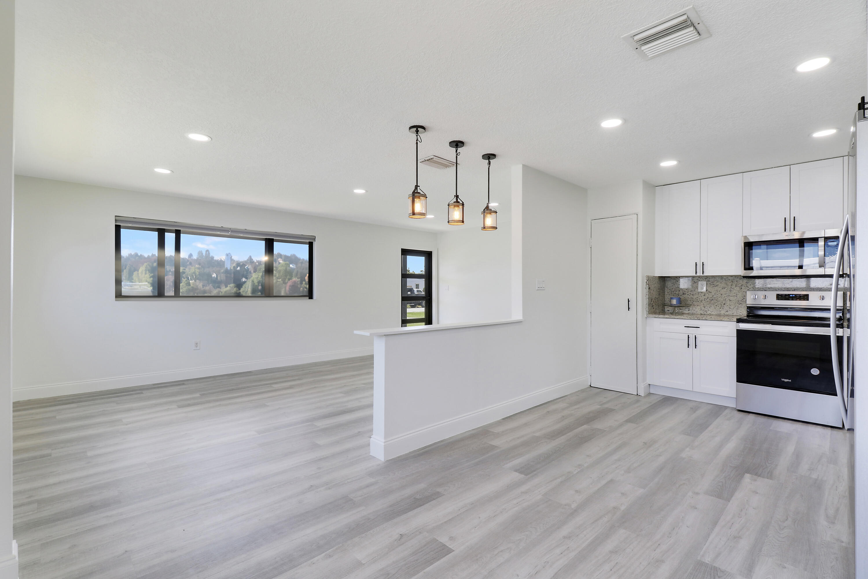 PALM BEACH SQUARE UNIT 1 - Residential