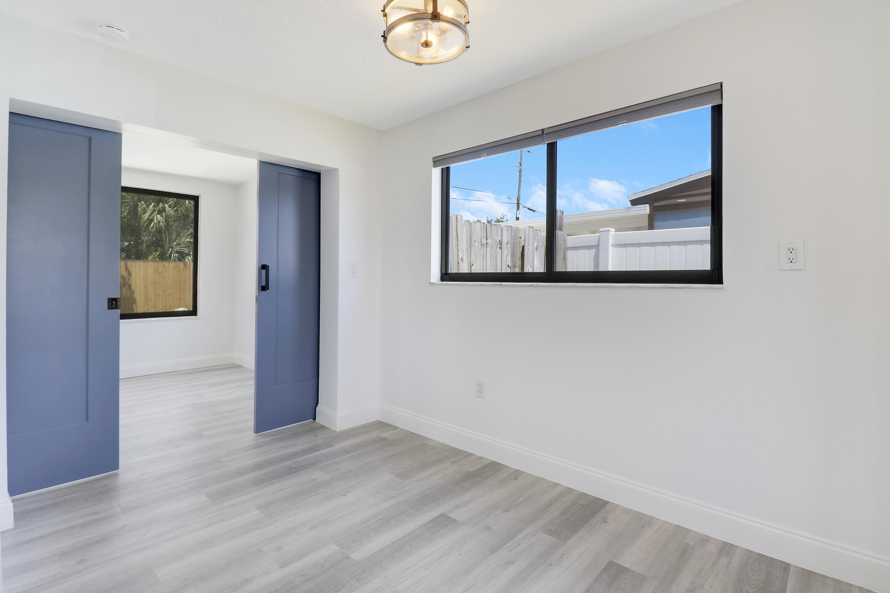 PALM BEACH SQUARE UNIT 1 - Residential