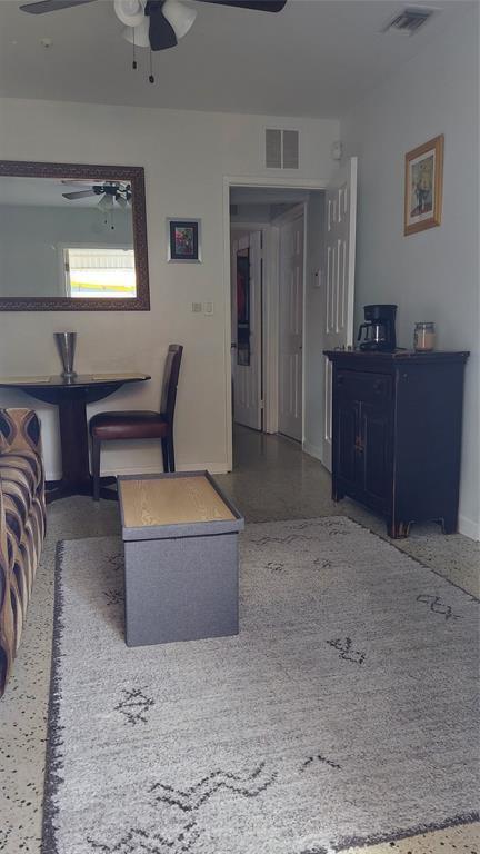 2805 NE 16th Ave
