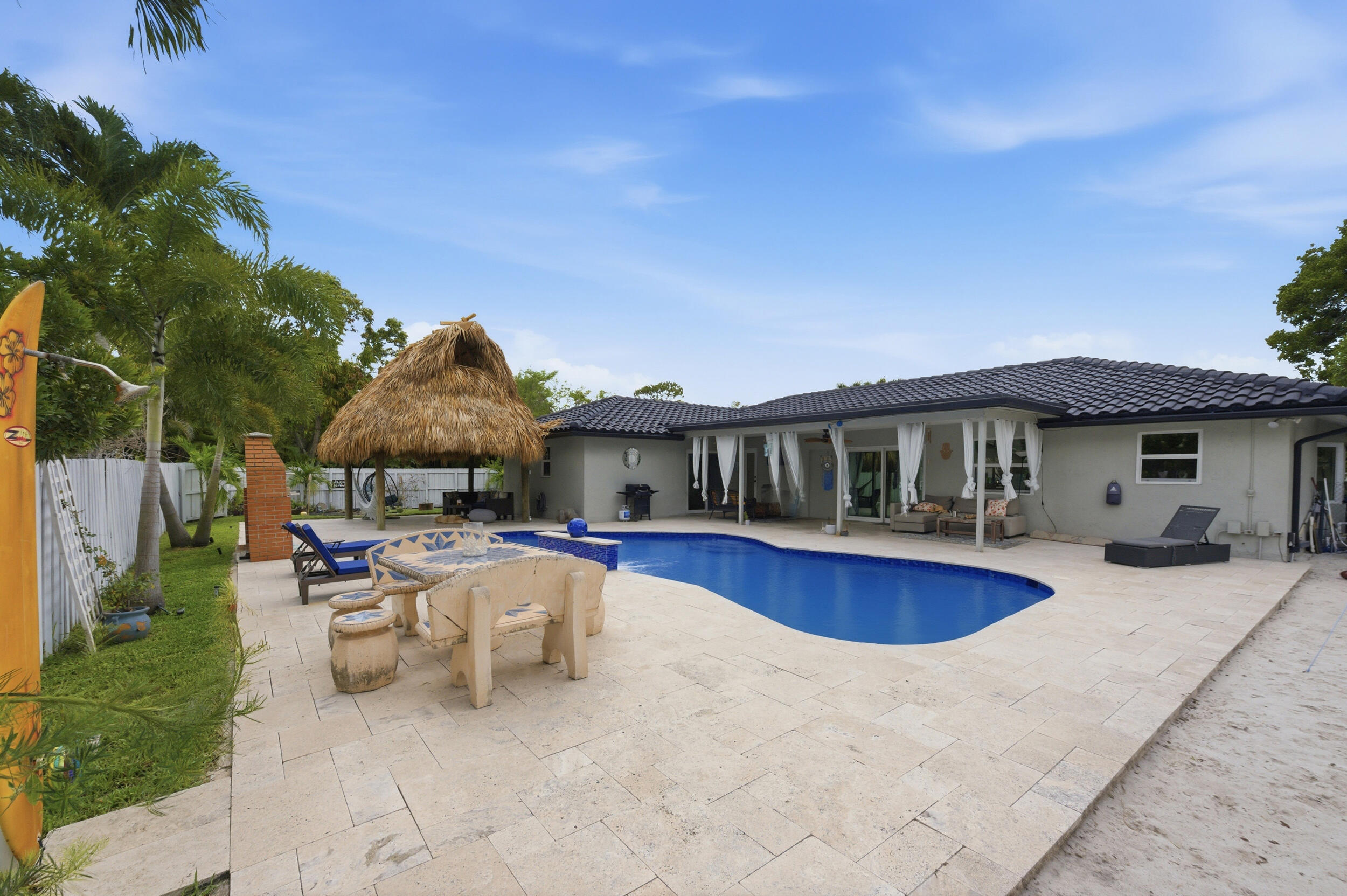 RAMBLEWOOD - Residential