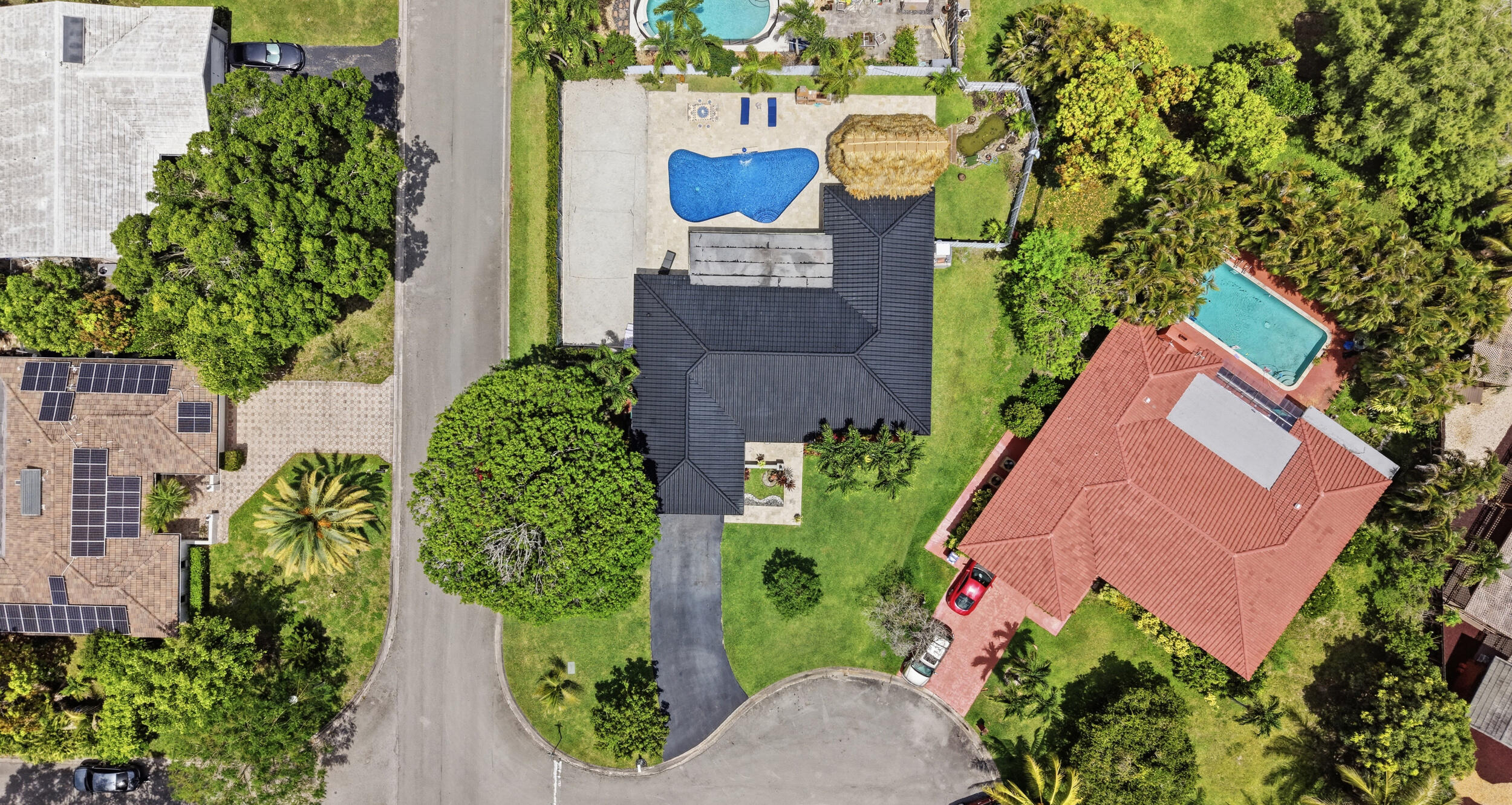 1929 NW 90th Lane, Coral Springs, FL, 33071/$775,000 4 1929 NW 90th Lane