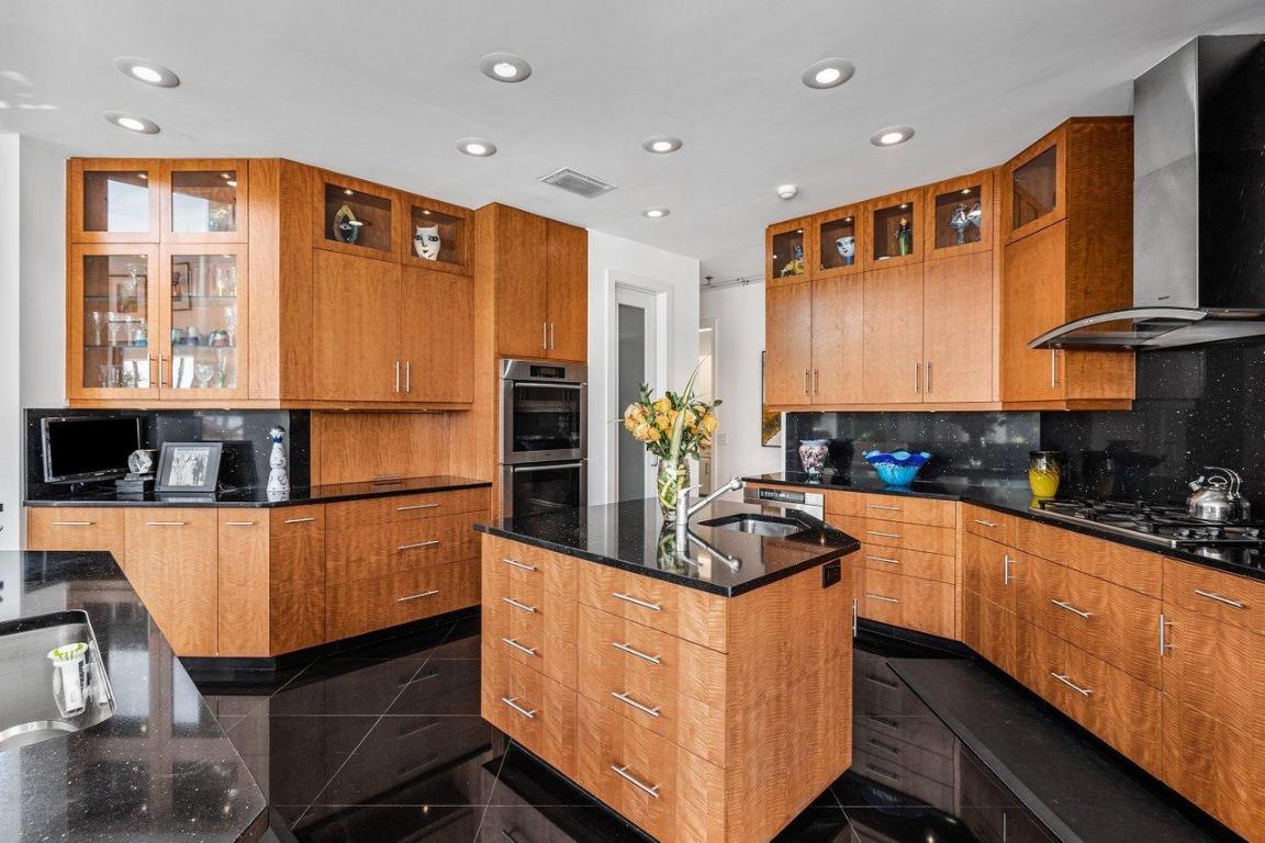 POINT MANALAPAN 7 - Residential