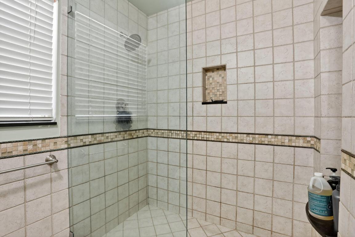 DOUGLAS PARK - Residential