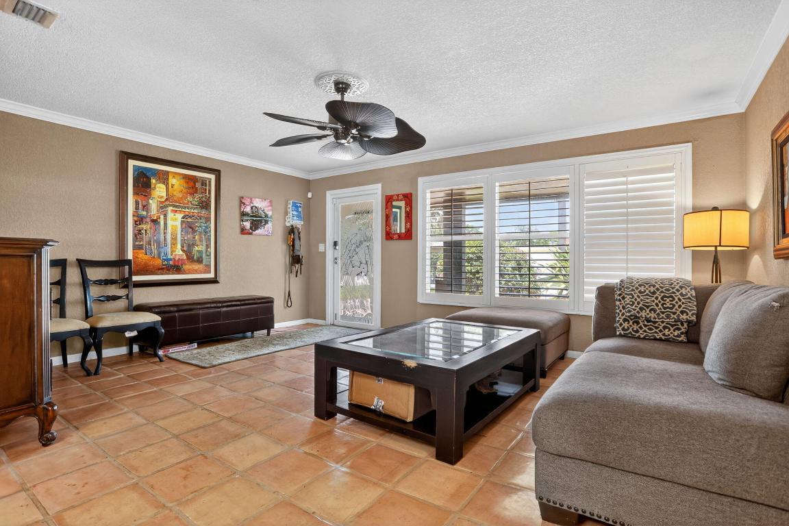 DOUGLAS PARK - Residential