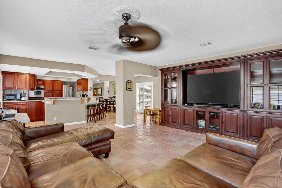 DOUGLAS PARK - Residential