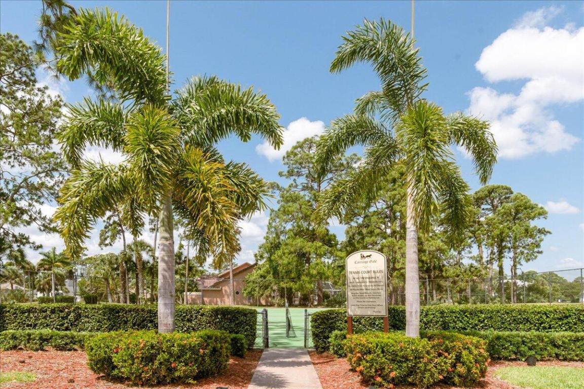 CARRIAGE GATE SUBDIVISION - Residential