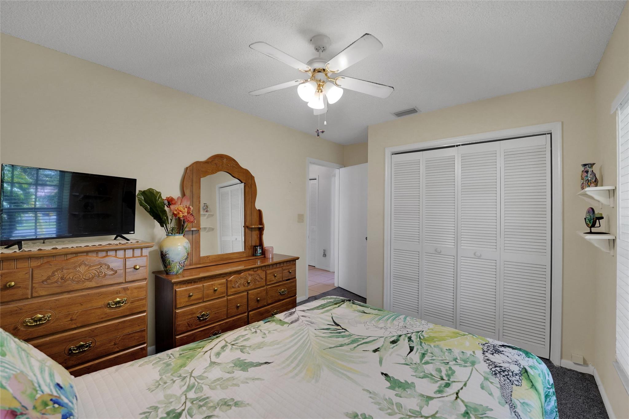 WEST VIEW ESTATES - Residential