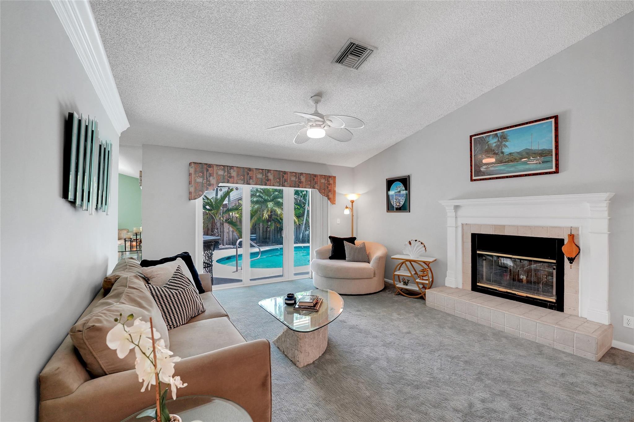 WEST VIEW ESTATES - Residential