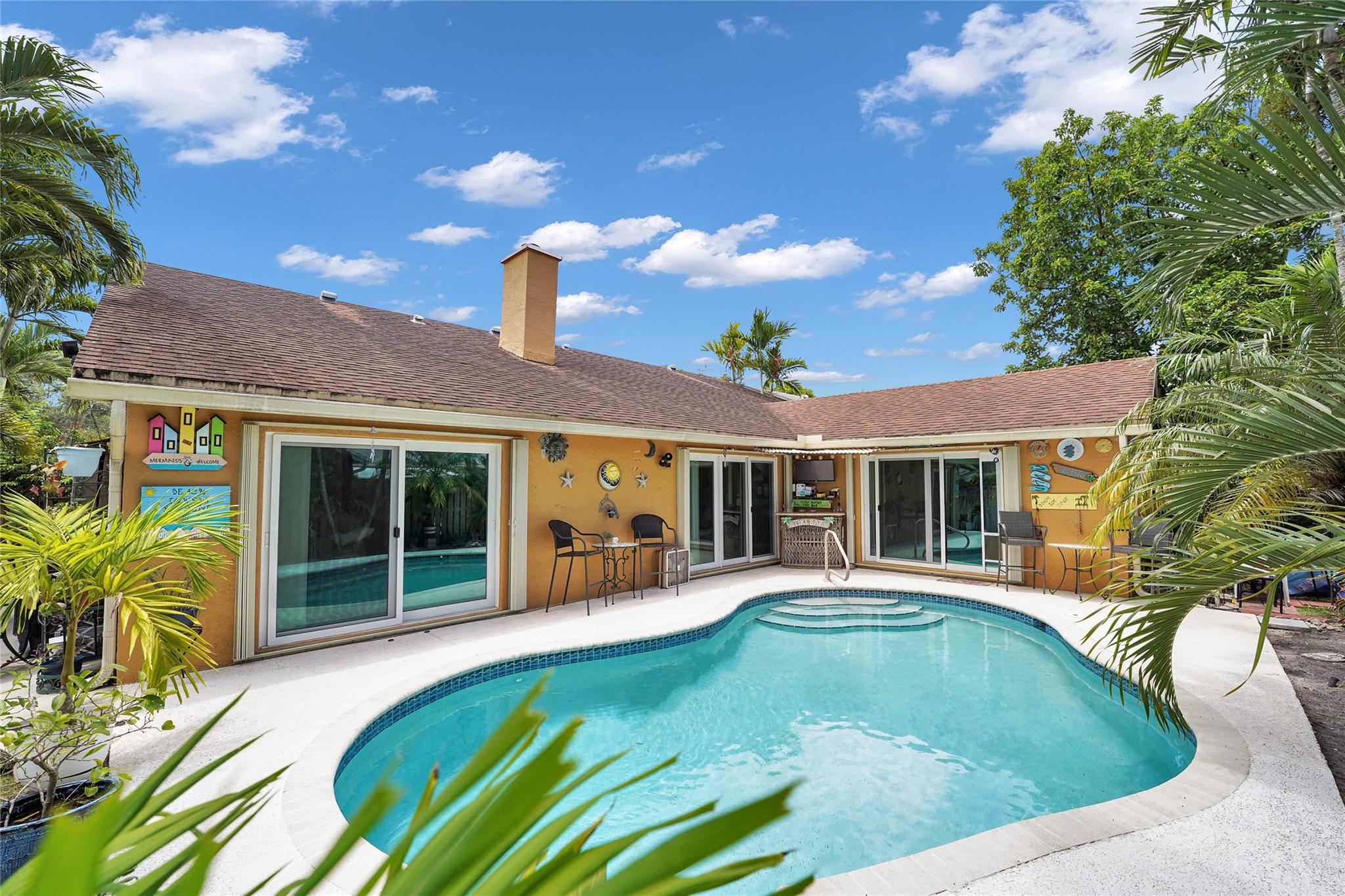 WEST VIEW ESTATES - Residential
