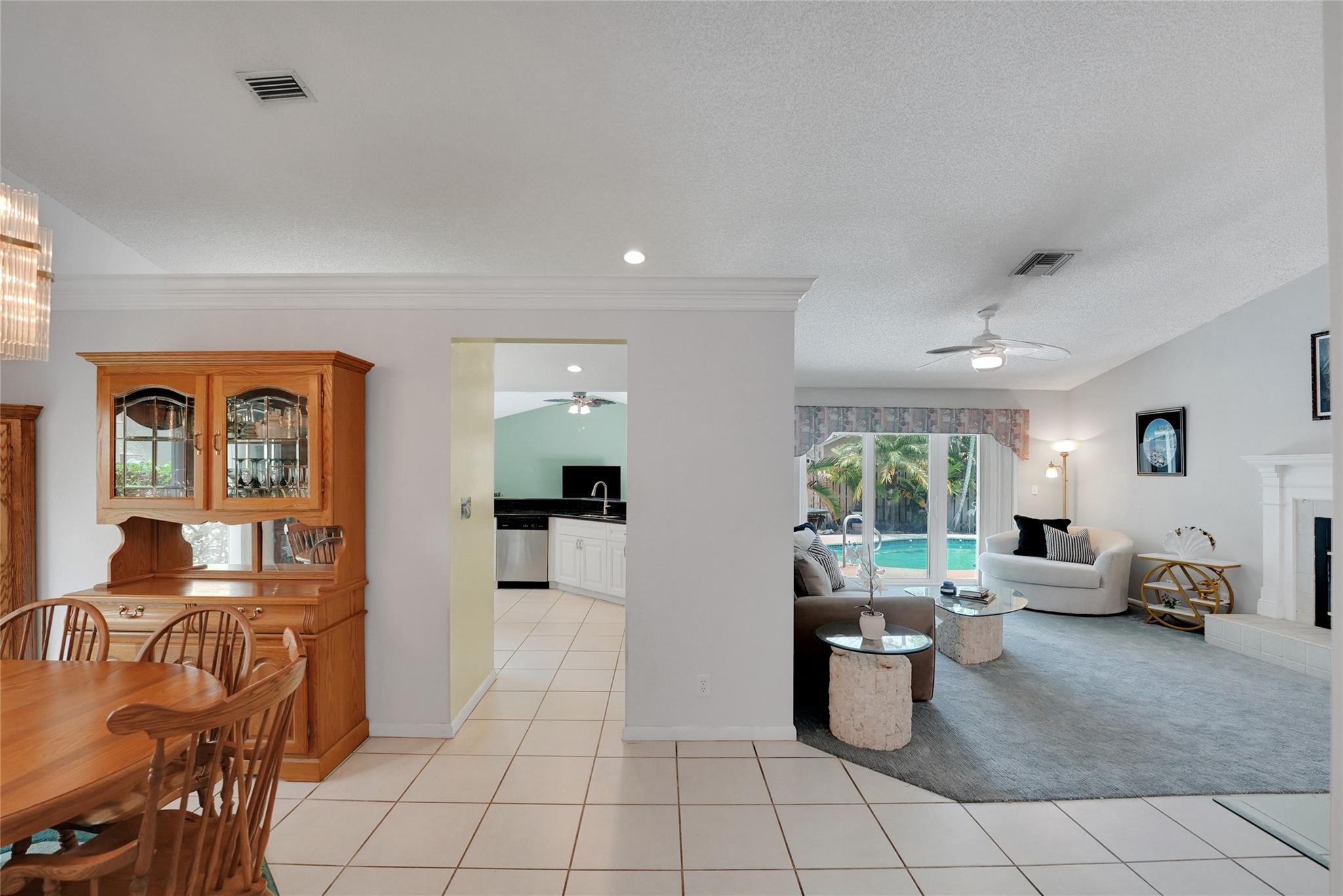 WEST VIEW ESTATES - Residential
