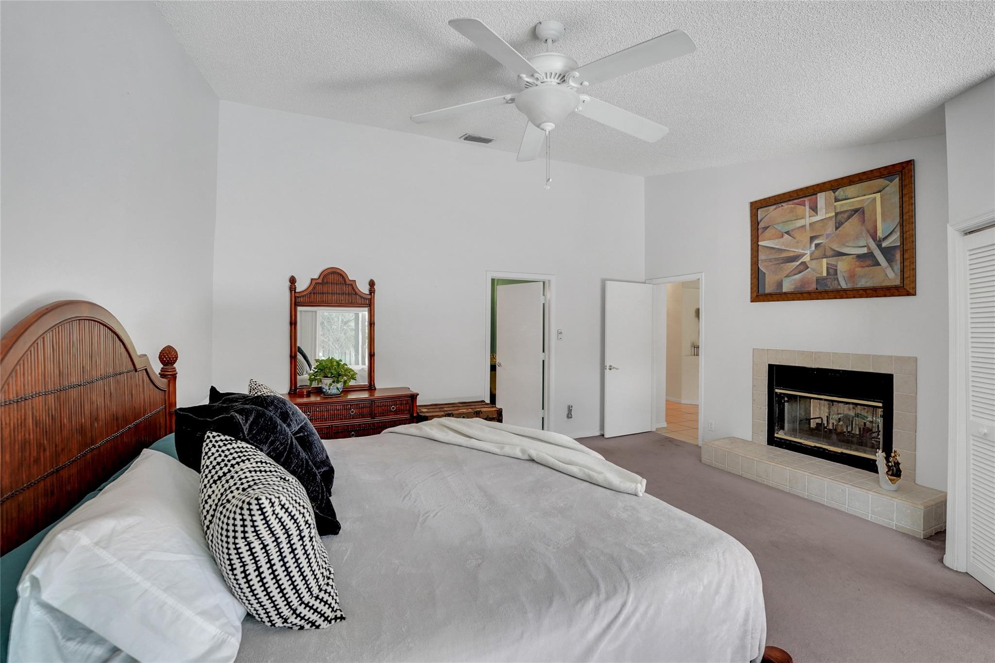 WEST VIEW ESTATES - Residential