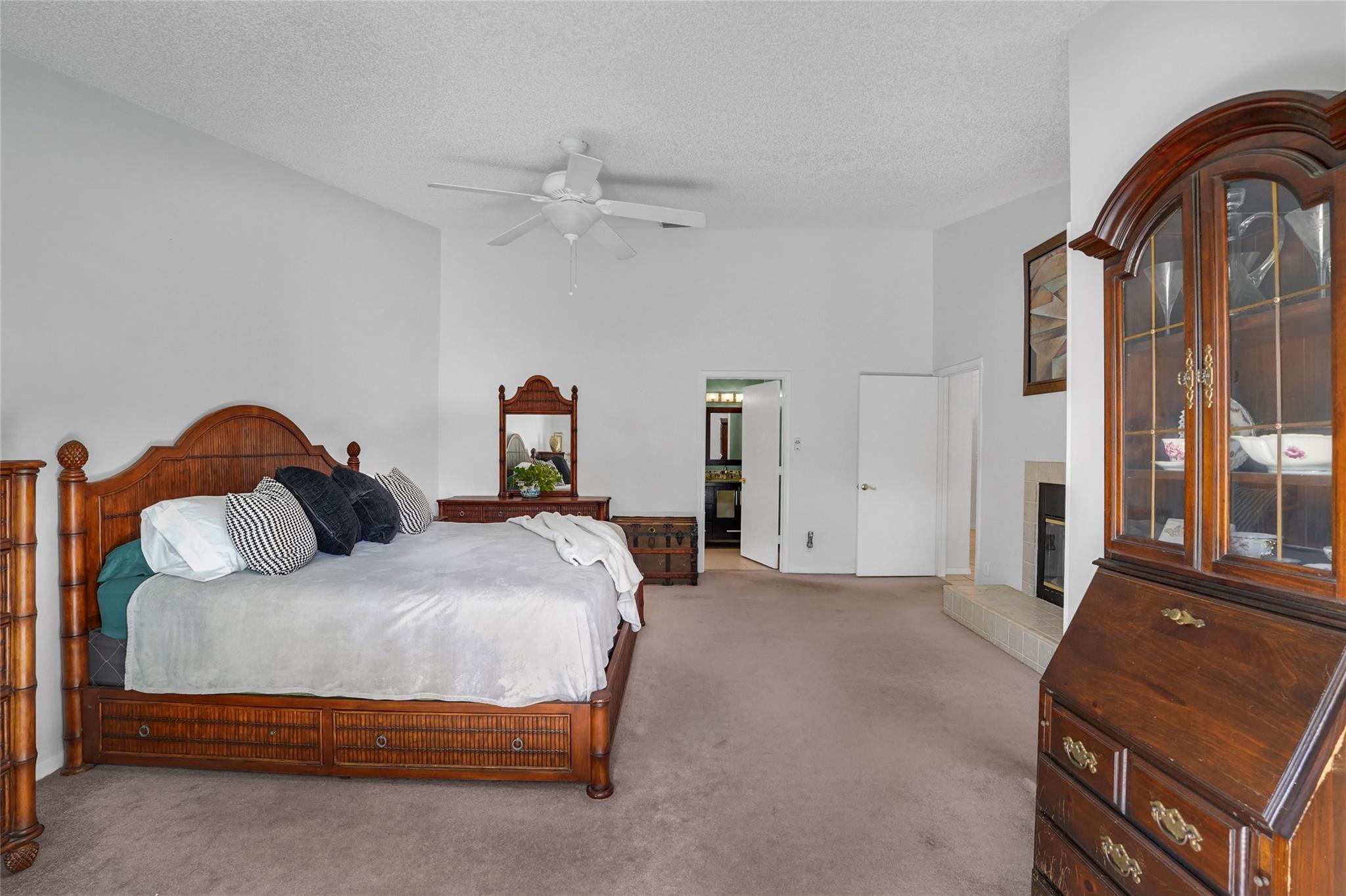 WEST VIEW ESTATES - Residential