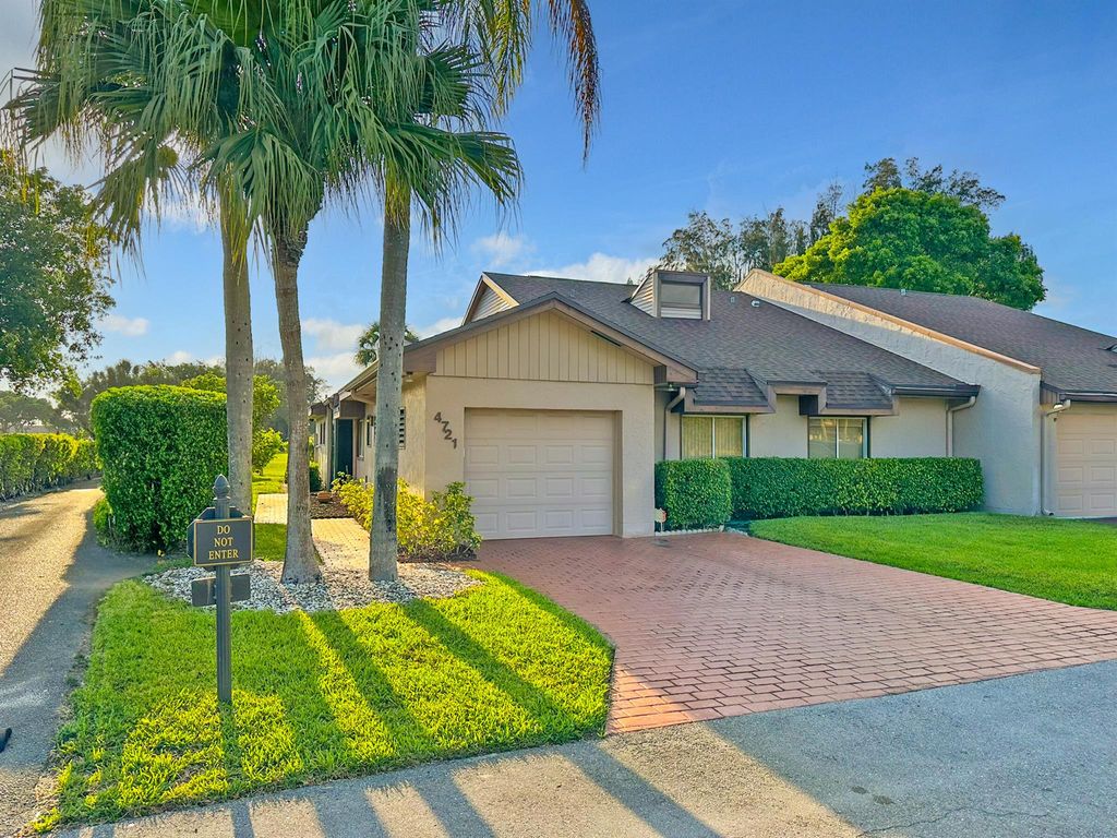 Photo of 4721 Fountains Drive S, Lake Worth, FL 33467 (MLS # R11091872)