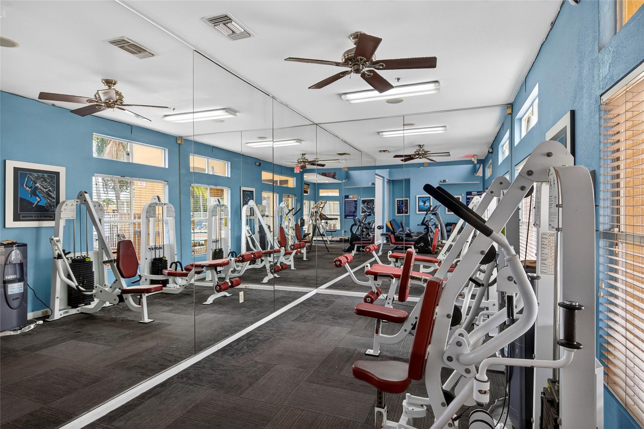 SAILBOAT POINTE - Residential