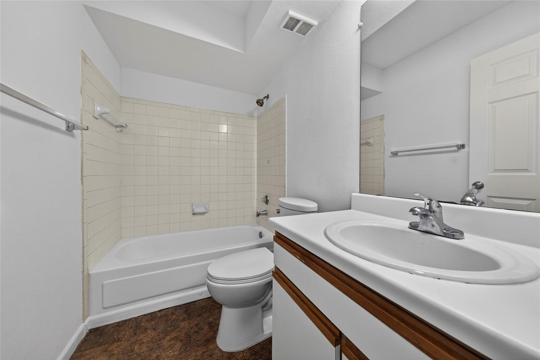 SAILBOAT POINTE - Residential