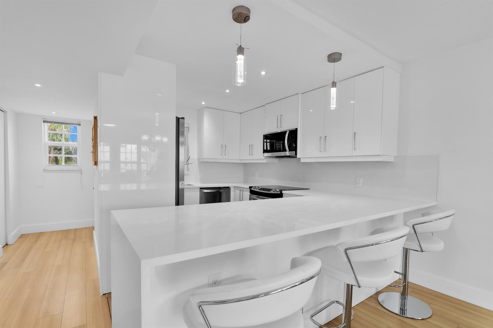 6347 La Costa Drive H