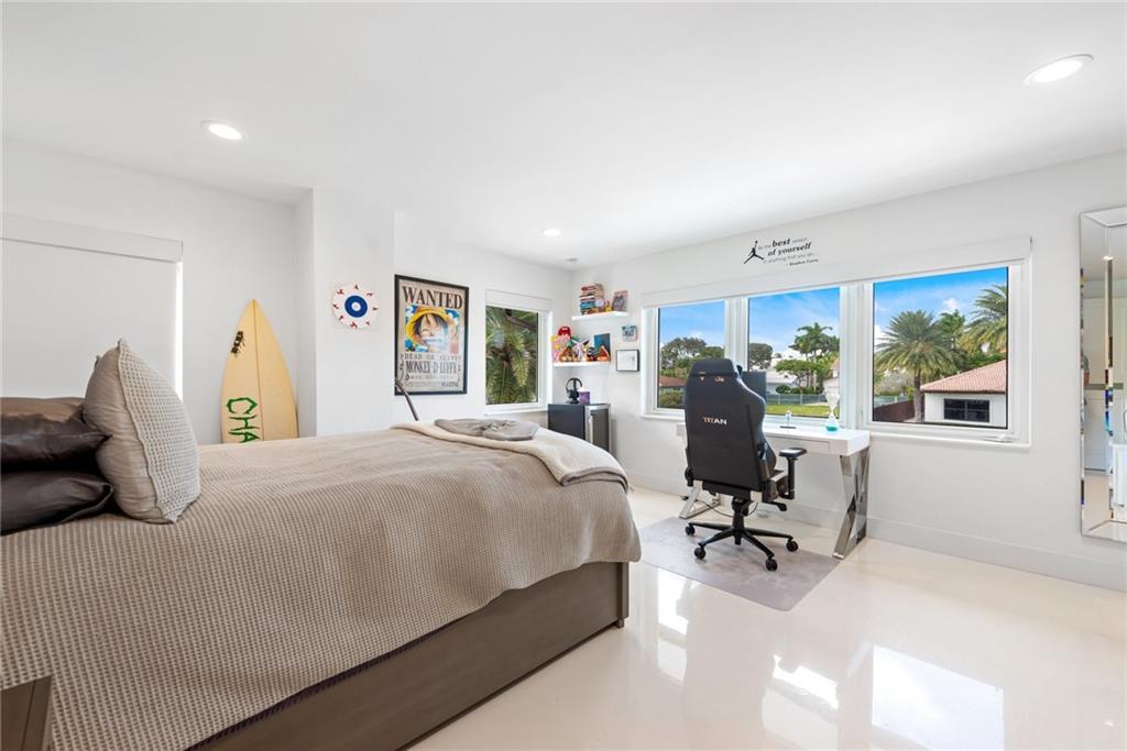 CORAL RIDGE - Residential