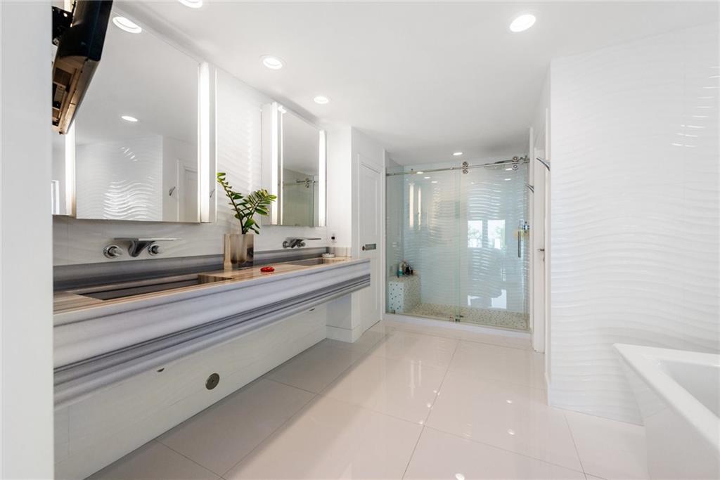 CORAL RIDGE - Residential