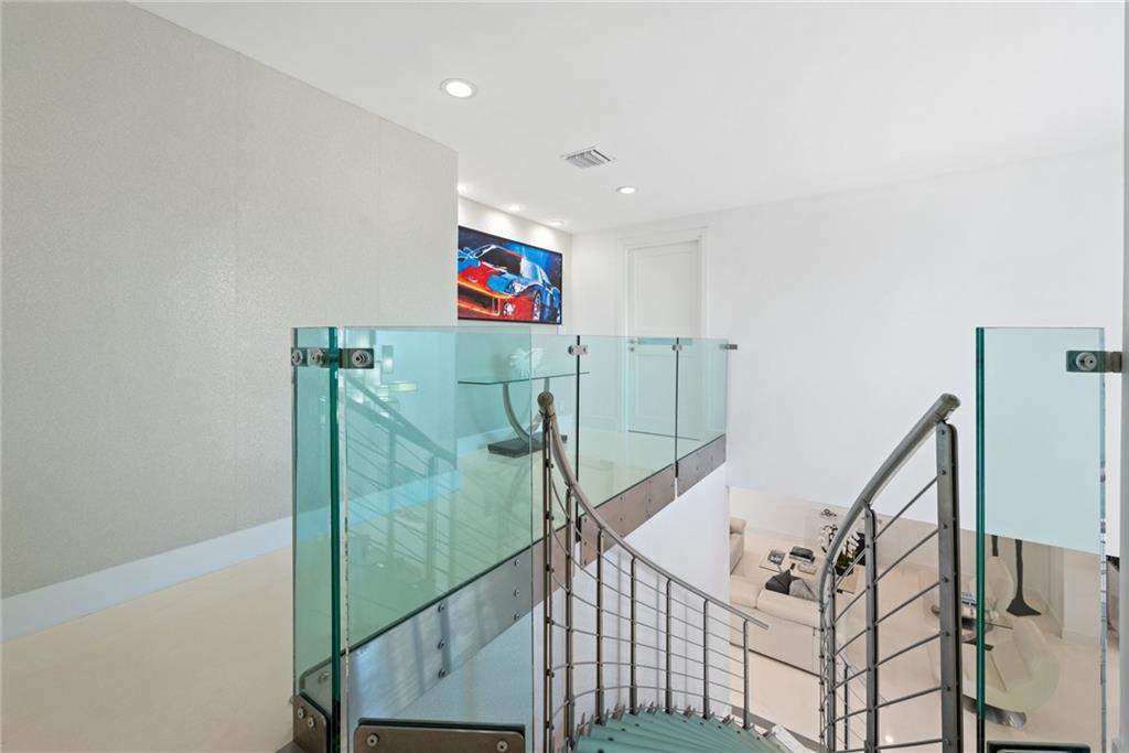 CORAL RIDGE - Residential