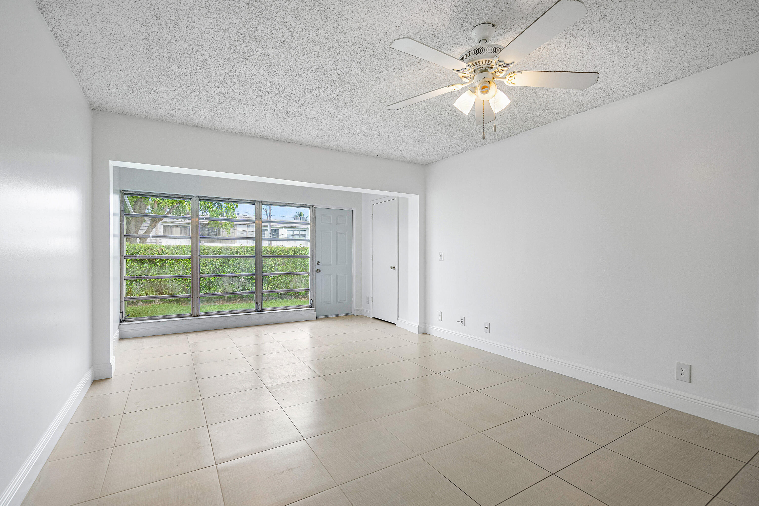 PINES OF DELRAY CONDO - Residential