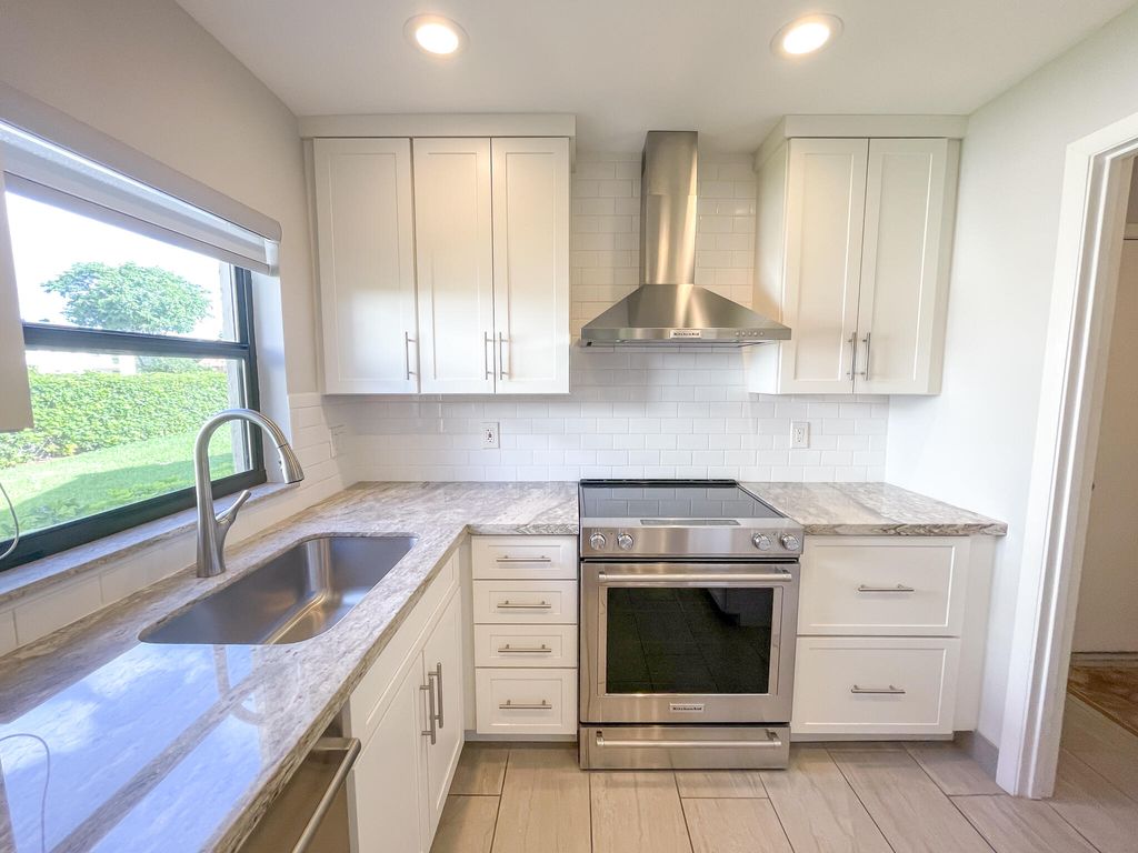 Photo of 21886 Cypress Circle #33b, Boca Raton, FL 33433 (MLS # R11003224)