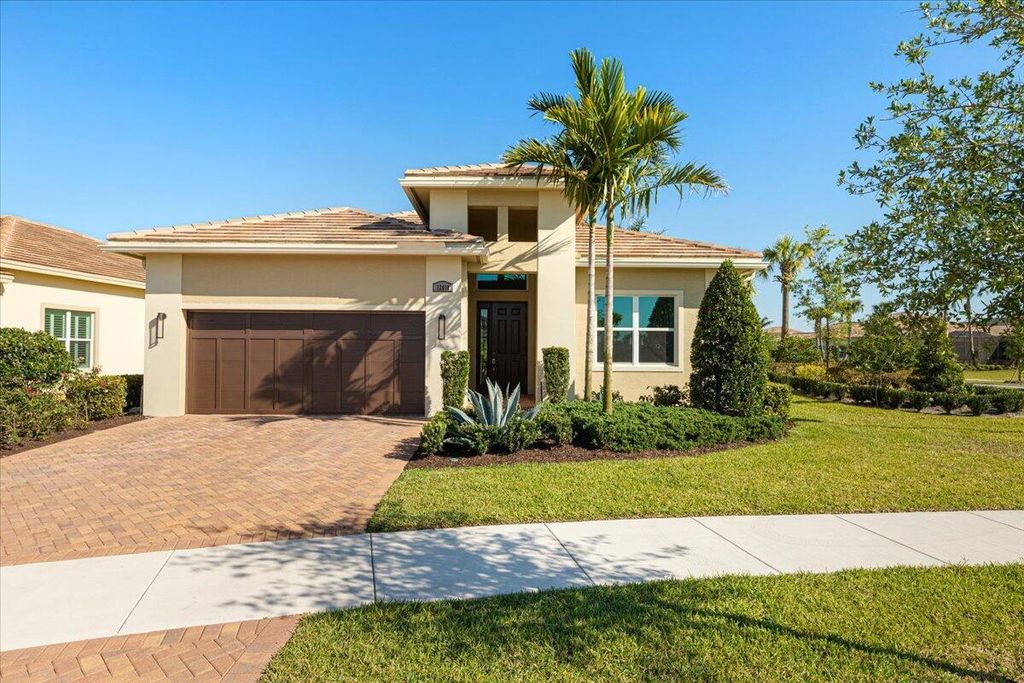 Photo of 12018 SW Vano Way, Port Saint Lucie, FL 34987 (MLS # R10978204)
