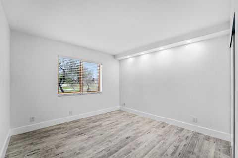 Tiny photo for 7192 Huntington Lane #208, Delray Beach, FL 33446 (MLS # B26019562)
