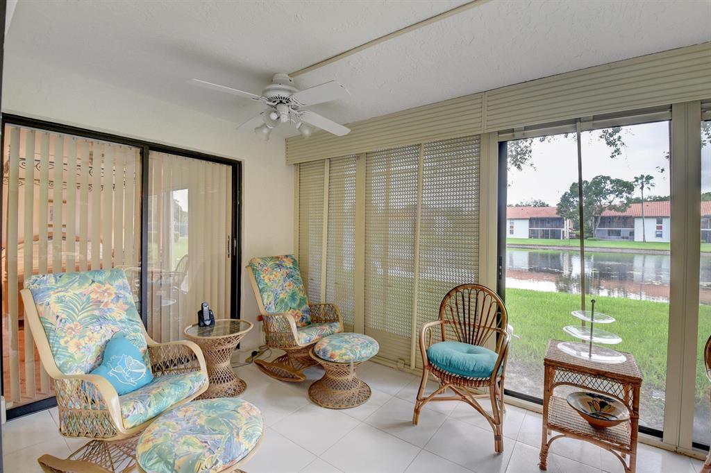 Palm Chase Lakes - Residential