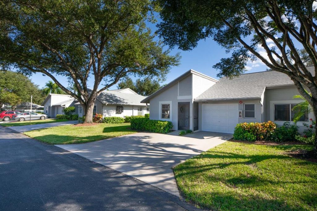 Photo of 8624 Sunbird Place, Boca Raton, FL 33496 (MLS # R11133156)