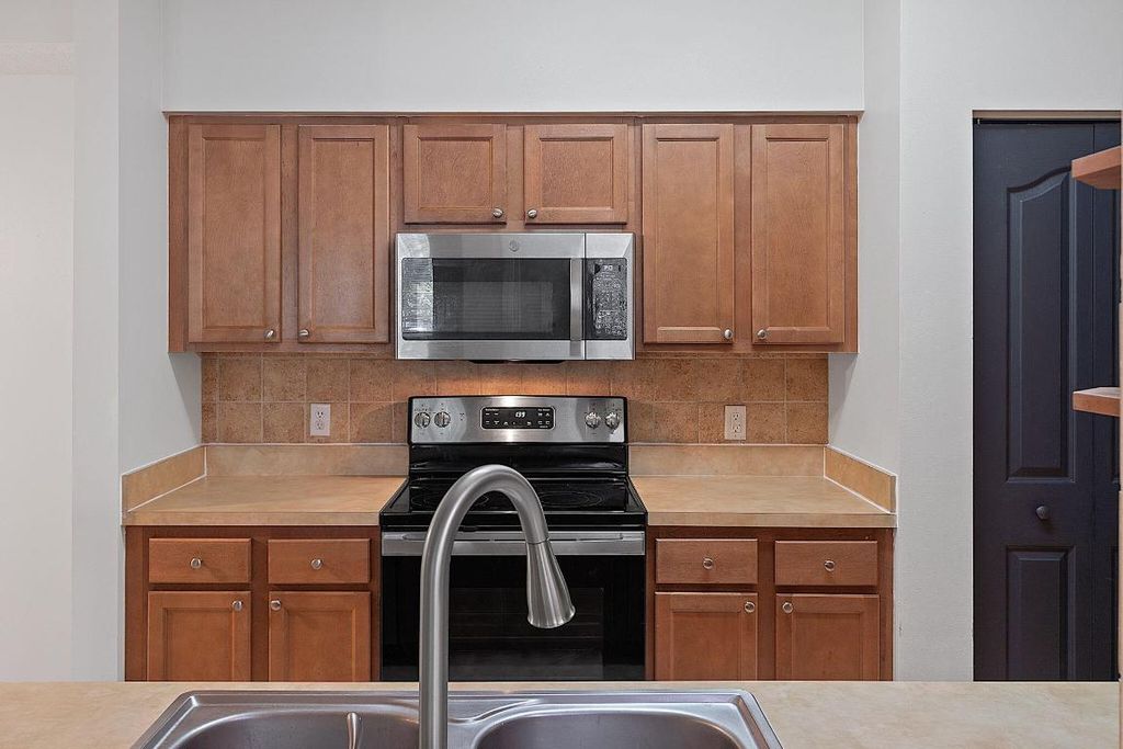 Photo of 8101 Myrtlewood Circle W, Palm Beach Gardens, FL 33418 (MLS # R10991154)