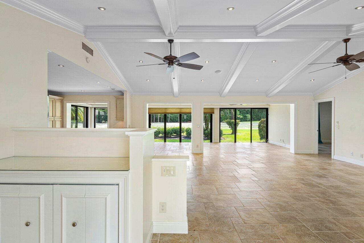 3612 Royal Tern Circle