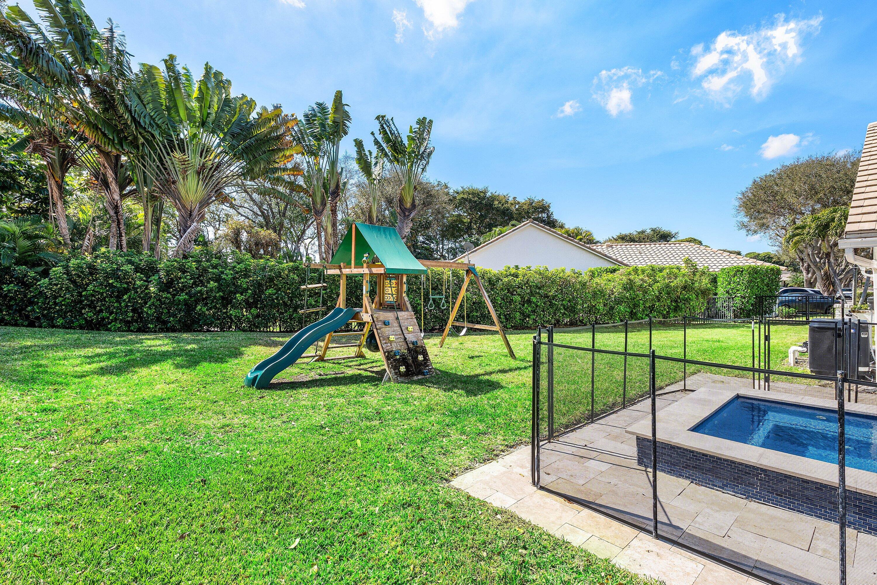 BOCA TIERRA 2ND SEC - Residential