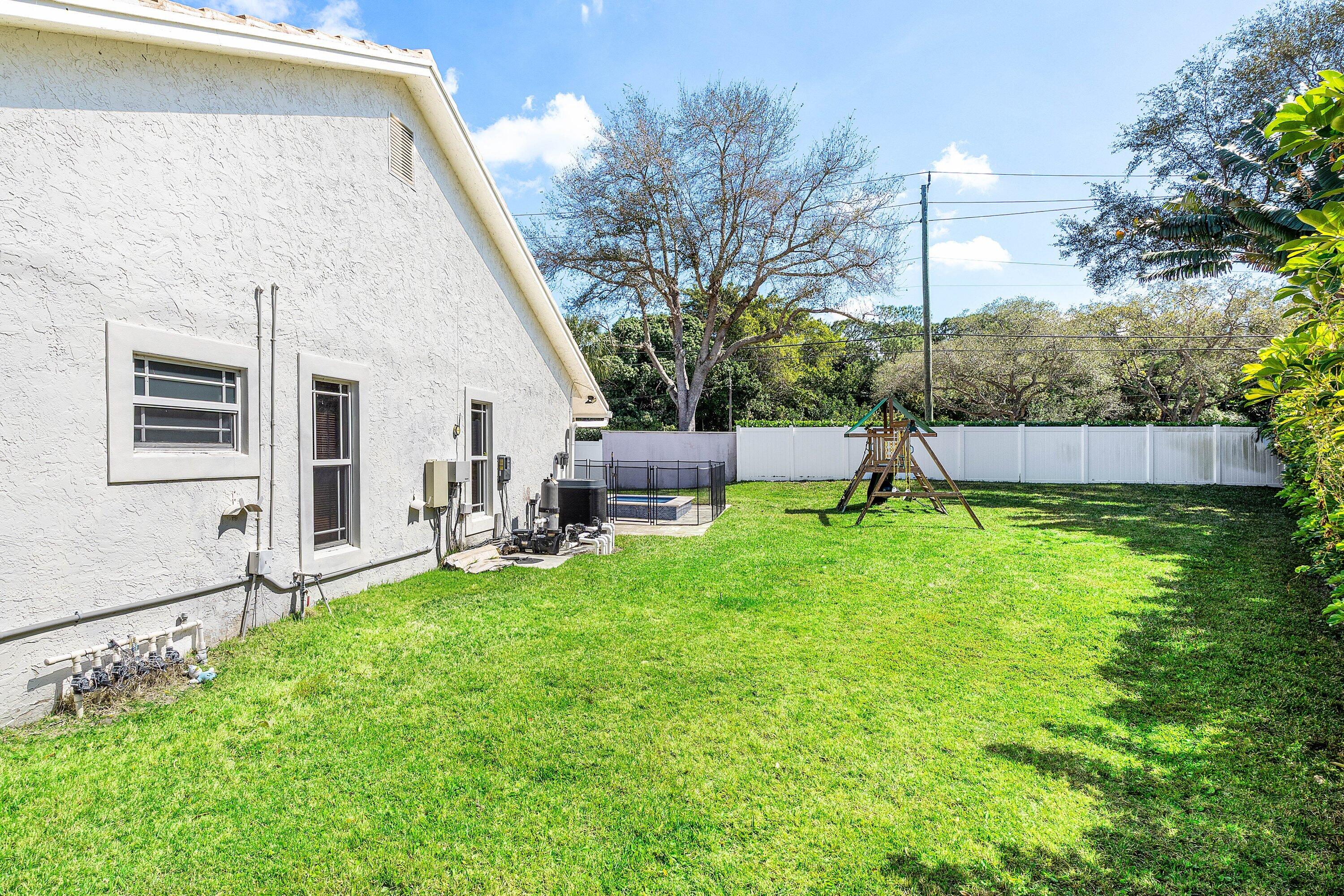 BOCA TIERRA 2ND SEC - Residential