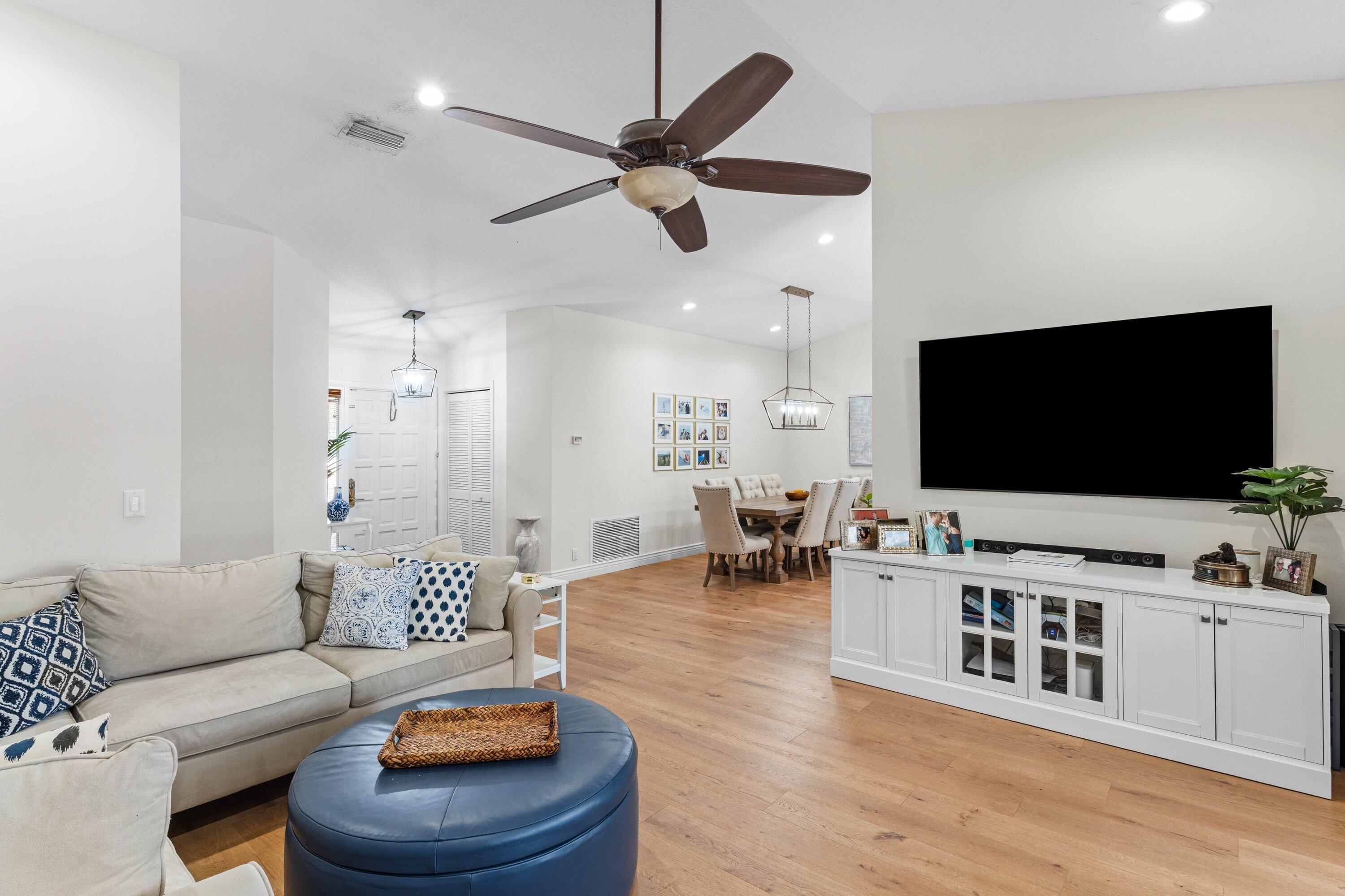 BOCA TIERRA 2ND SEC - Residential