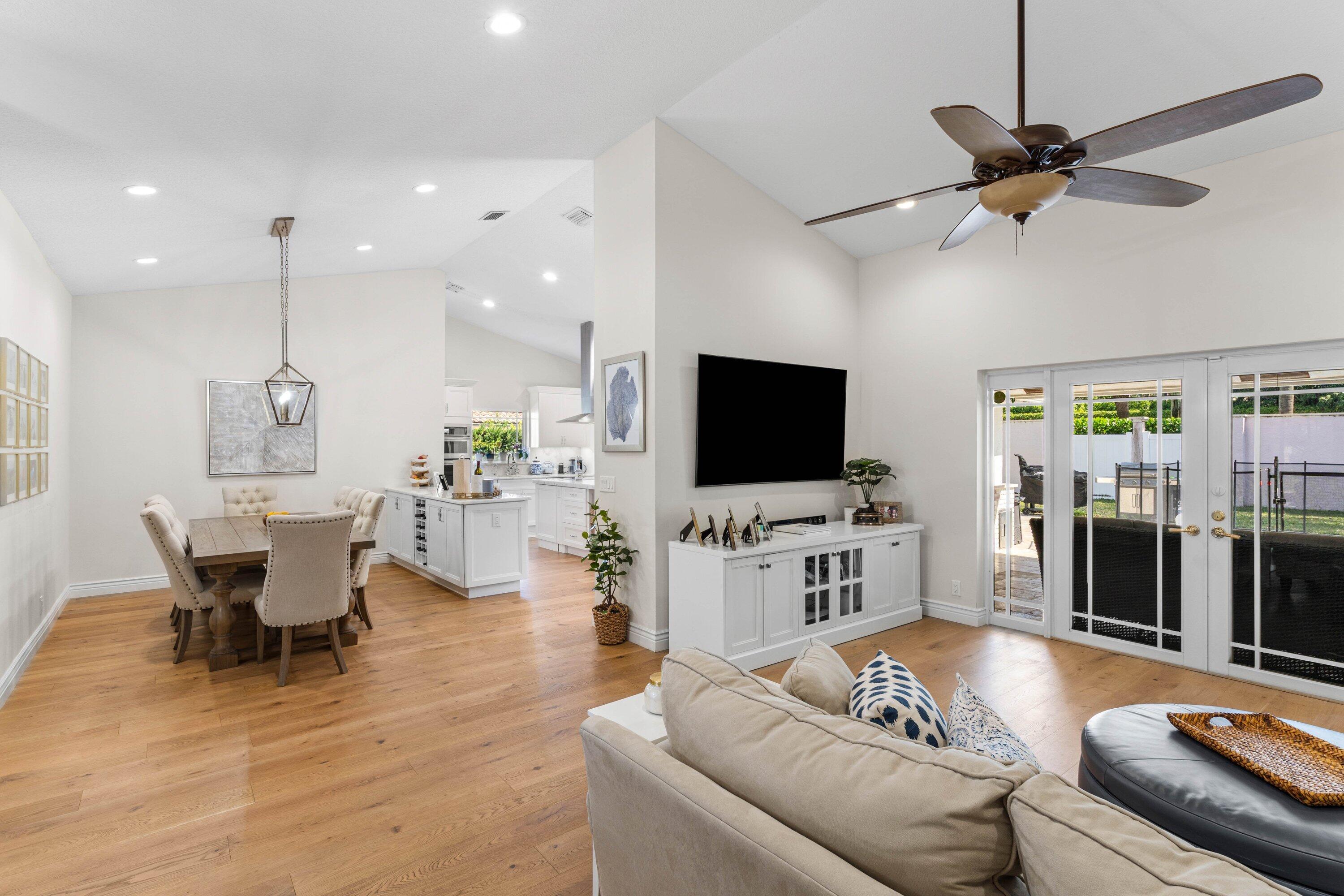 BOCA TIERRA 2ND SEC - Residential