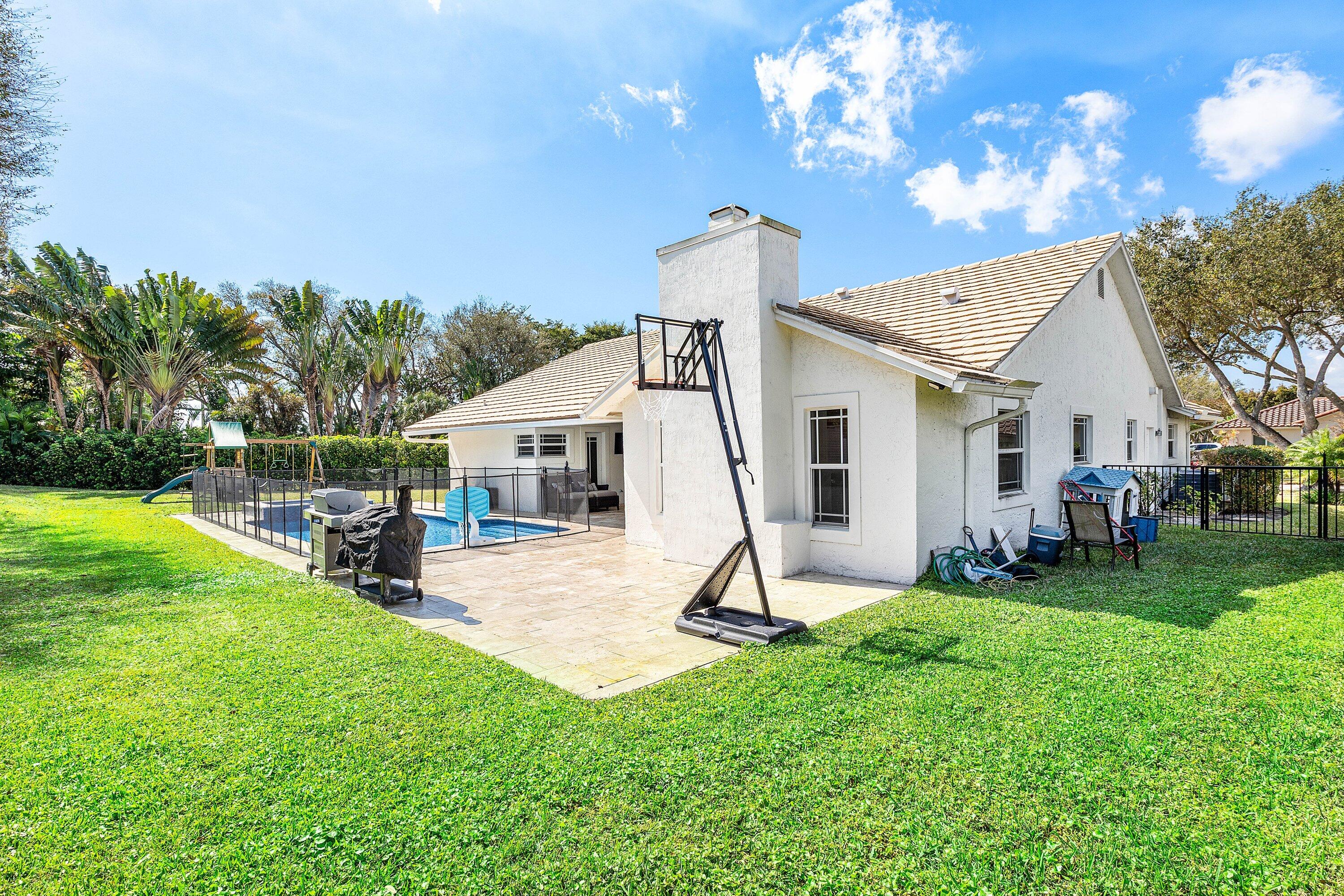 BOCA TIERRA 2ND SEC - Residential