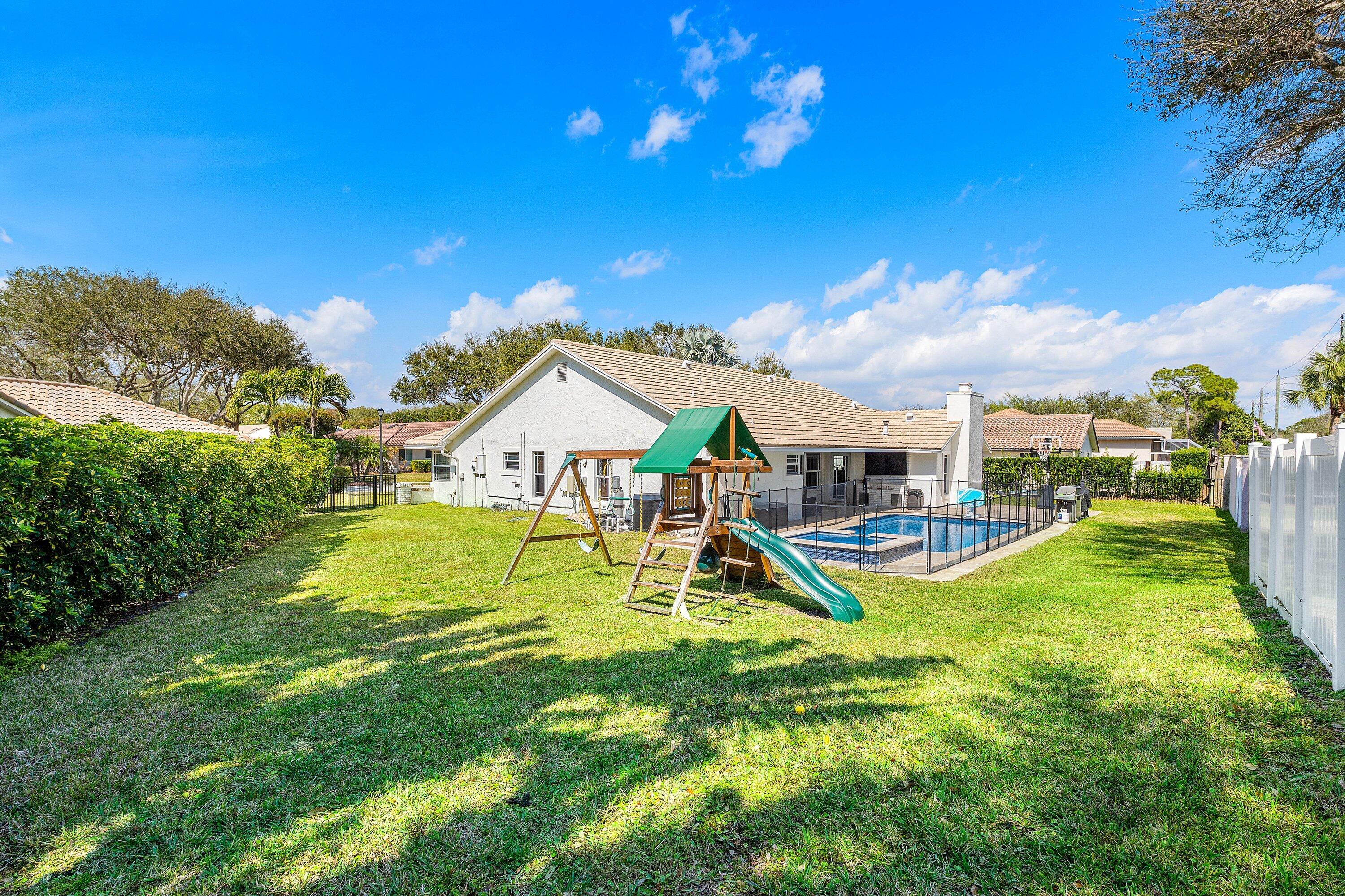 BOCA TIERRA 2ND SEC - Residential