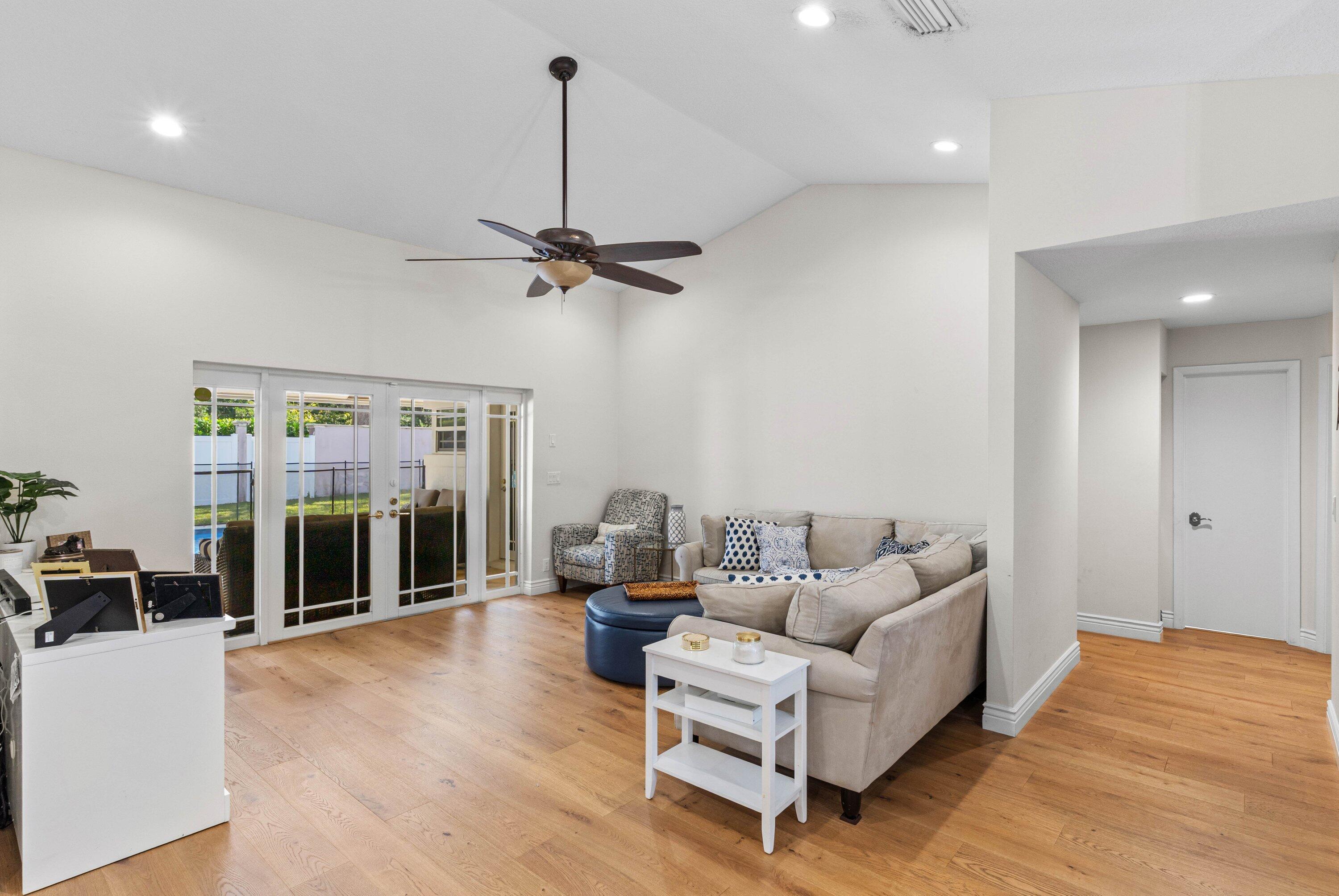 BOCA TIERRA 2ND SEC - Residential