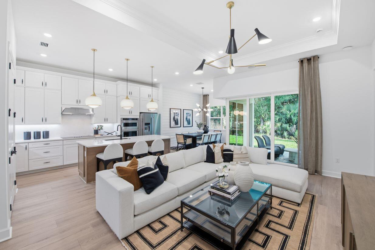 DEL WEBB TRADITION - Residential