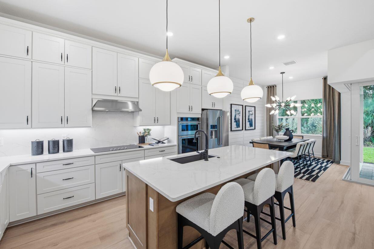 DEL WEBB TRADITION - Residential