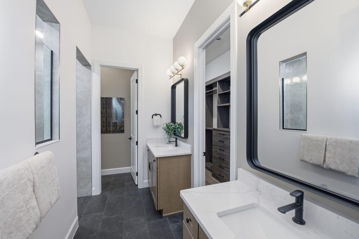 DEL WEBB TRADITION - Residential