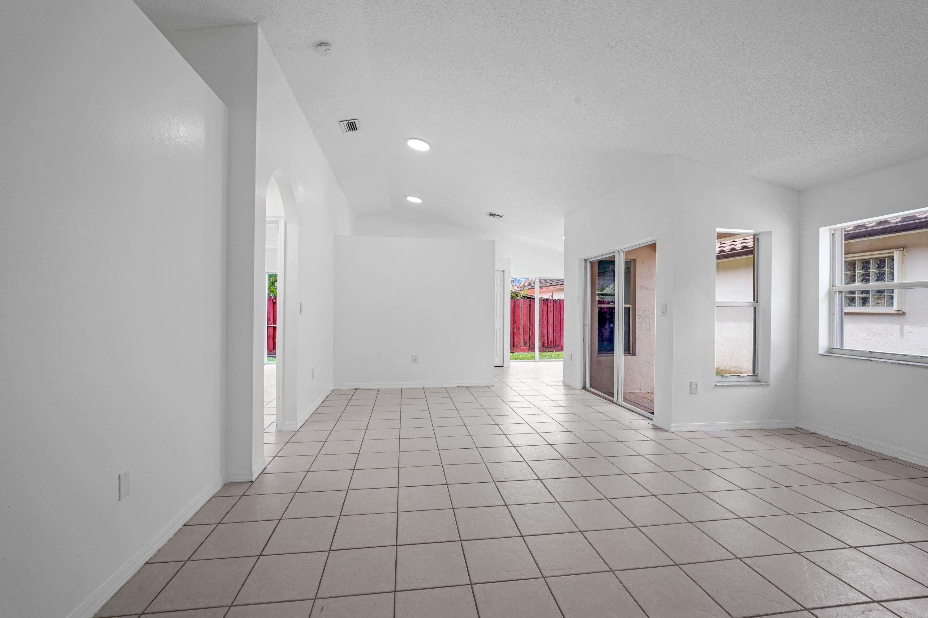 BRIGHTONS MEADOW TRACE - Residential