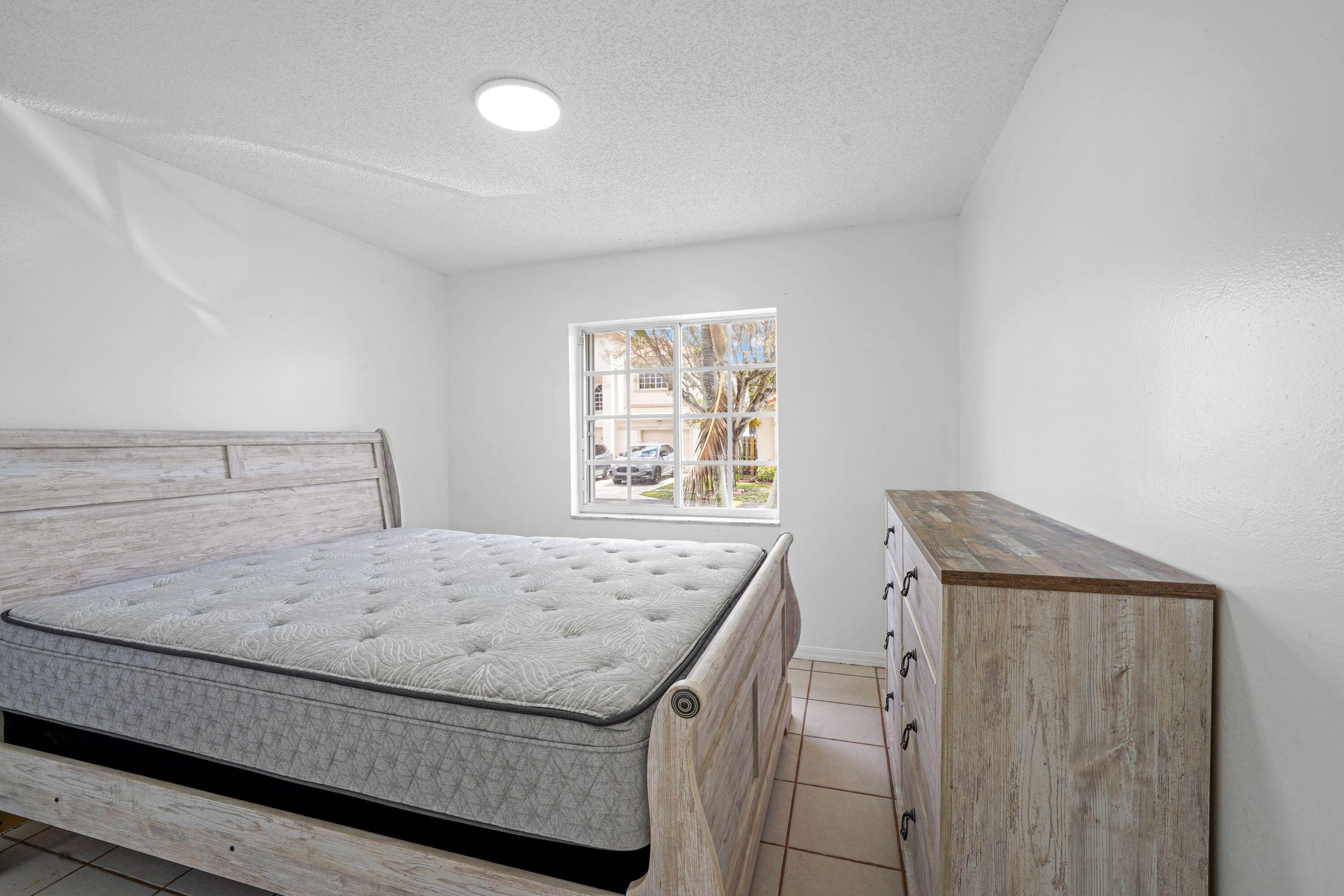 BRIGHTONS MEADOW TRACE - Residential