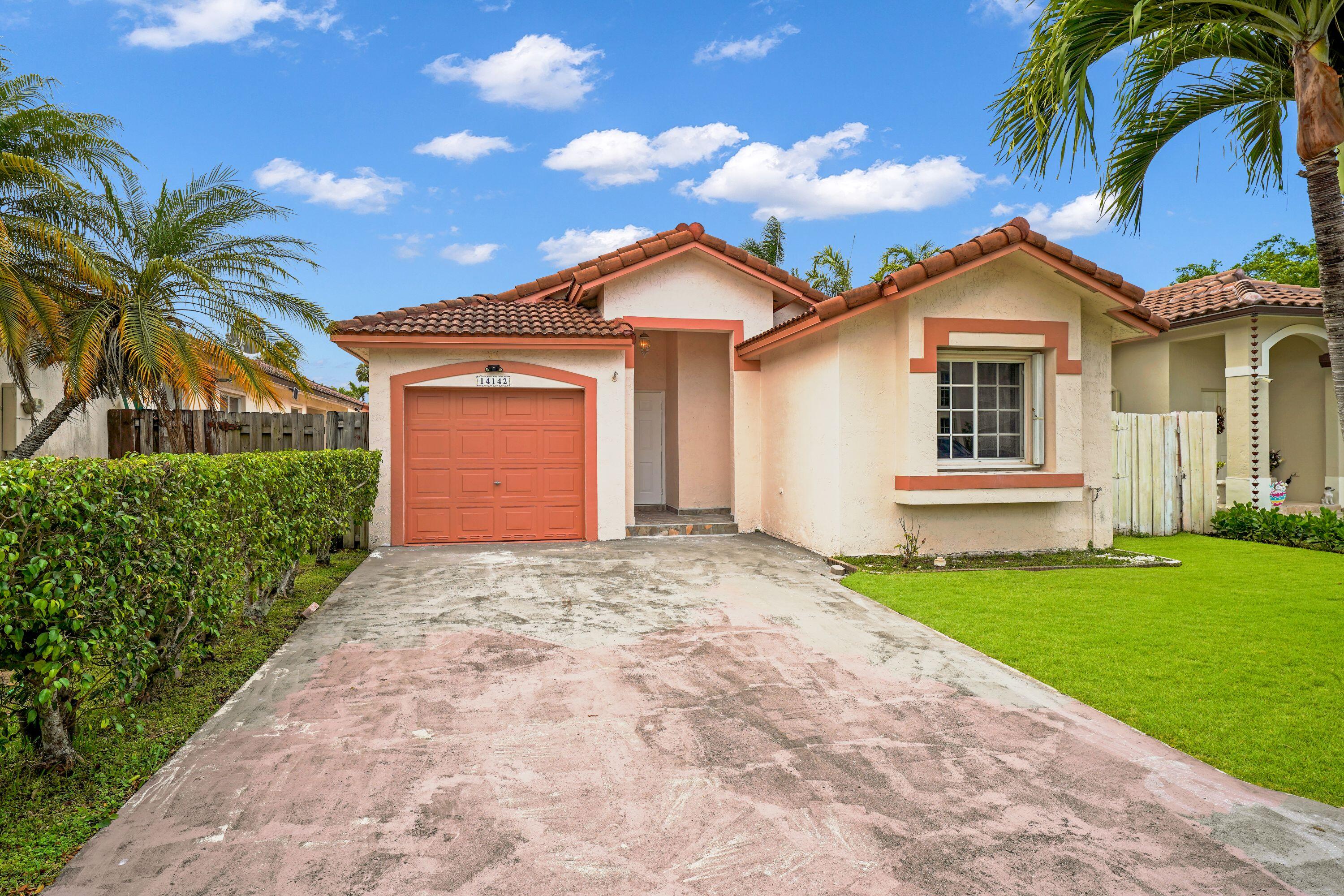 BRIGHTONS MEADOW TRACE - Residential